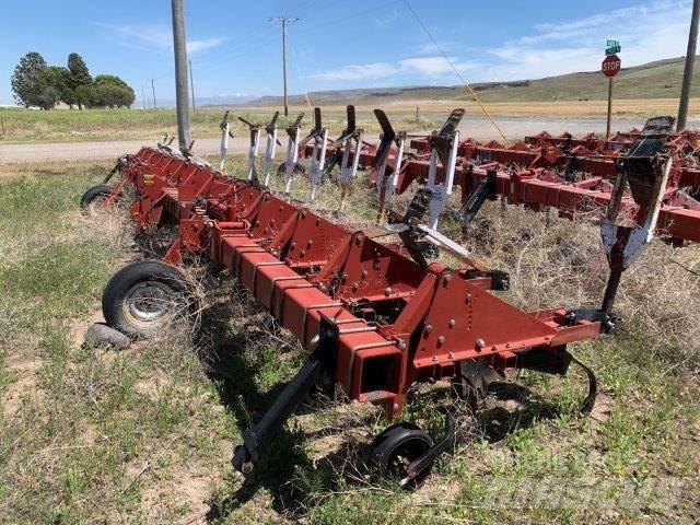 Case IH 1820 Култиватори за редови култури
