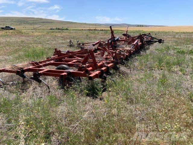 Case IH 4300 Брани за ниви