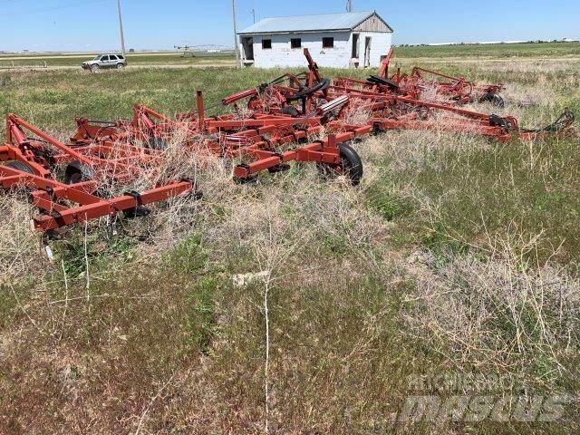 Case IH 4300 Брани за ниви