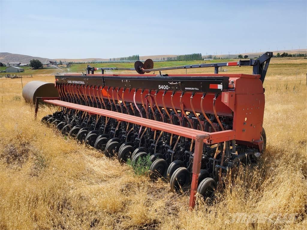 Case IH 5400 Други машини за сеене и аксесоари