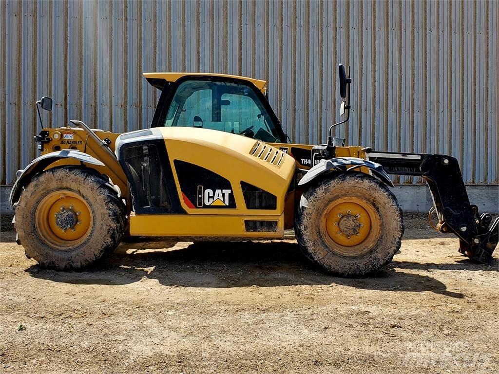 CAT TH408D Строителство - Други