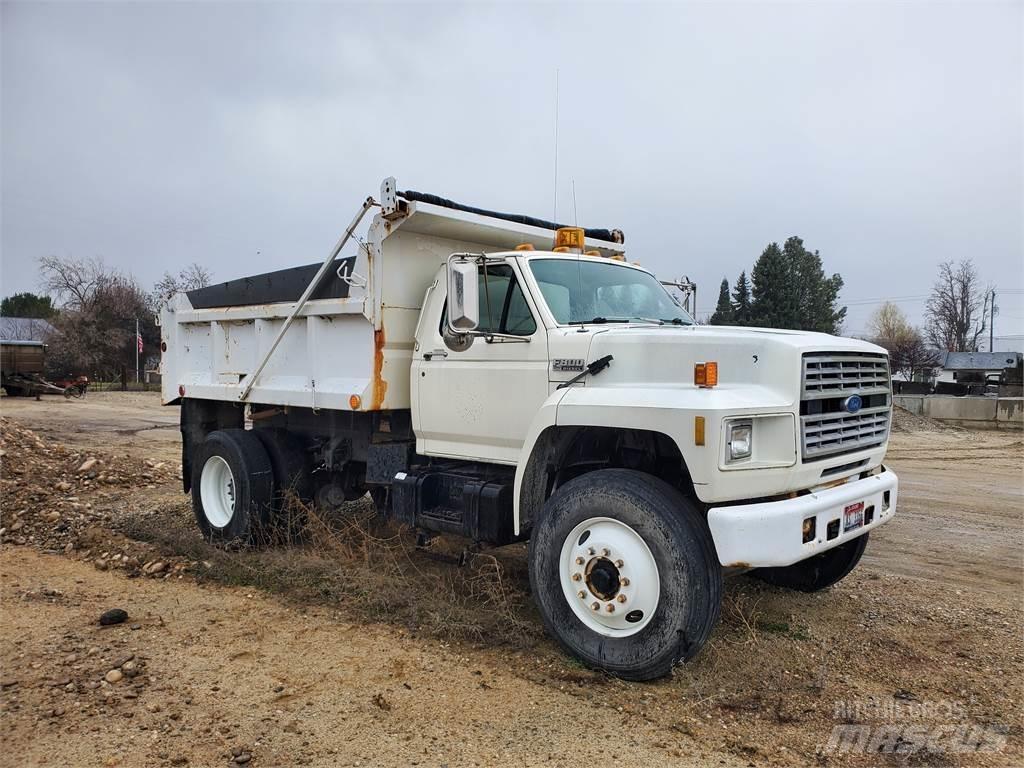 Ford F800 Други
