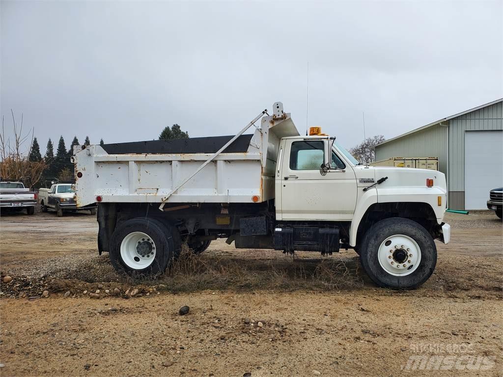 Ford F800 Други