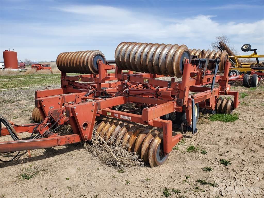 Kewanee 1500 Брани за ниви