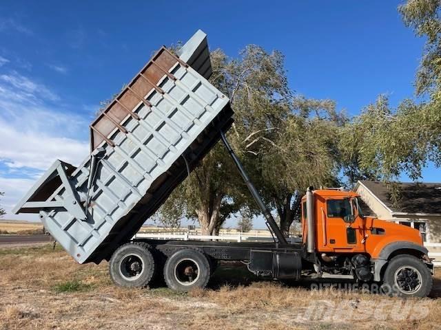 Mack GU713 Други