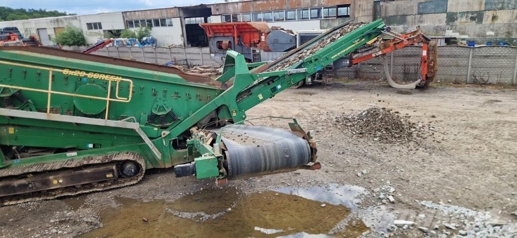 McCloskey R230 Пресяващи и Сортиращи