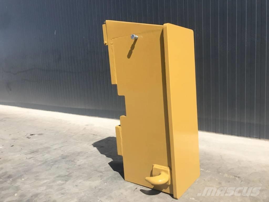 CAT 140H Други компоненти
