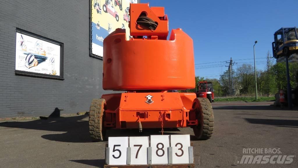 JLG E400AJPN Съчленени стрелови подемници