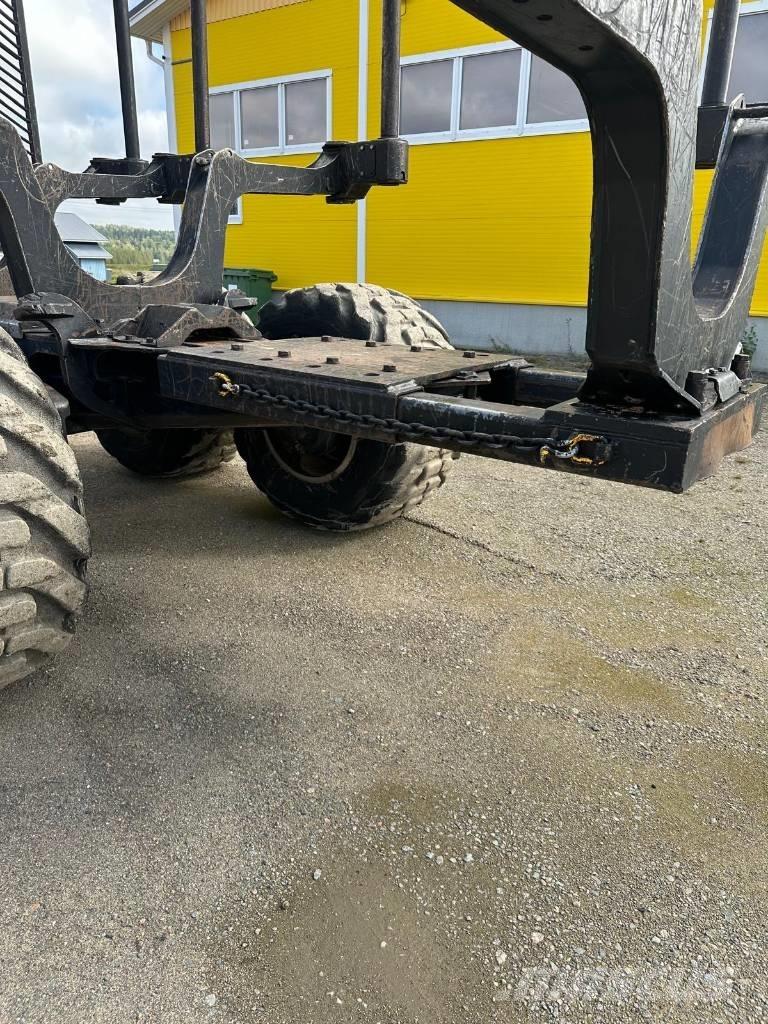 Komatsu 875 Форуардери