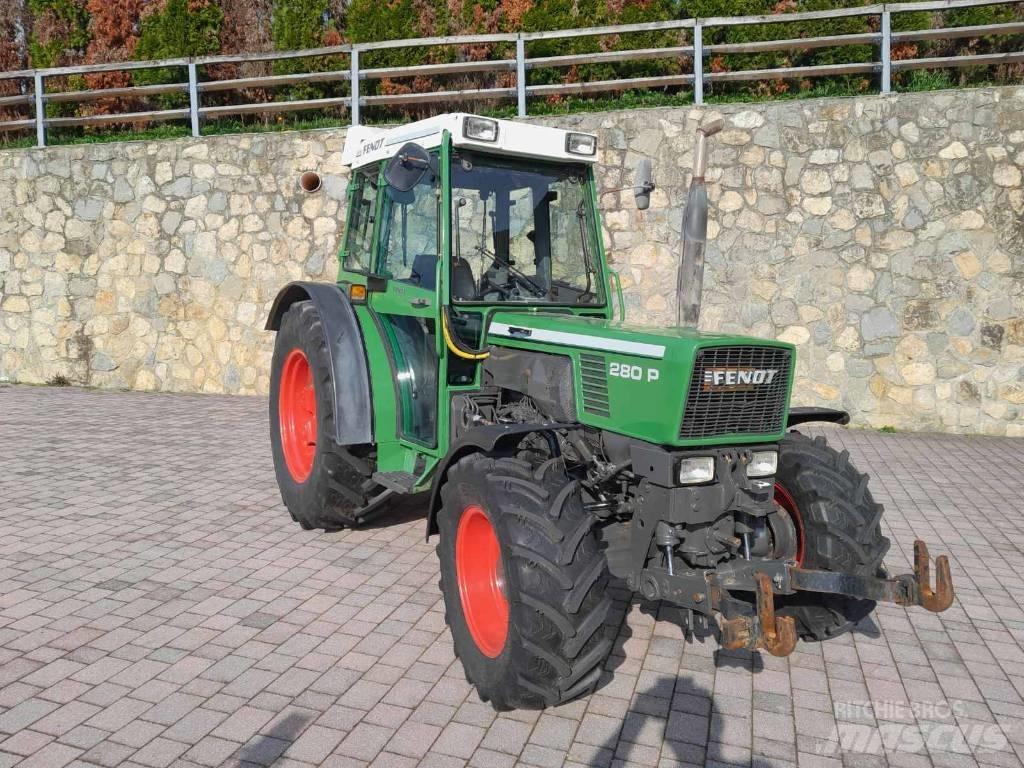 Fendt 208 P Трактори