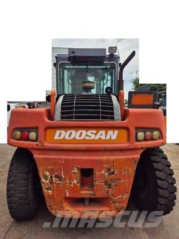 Doosan D 160 S-5 Дизелови камиони