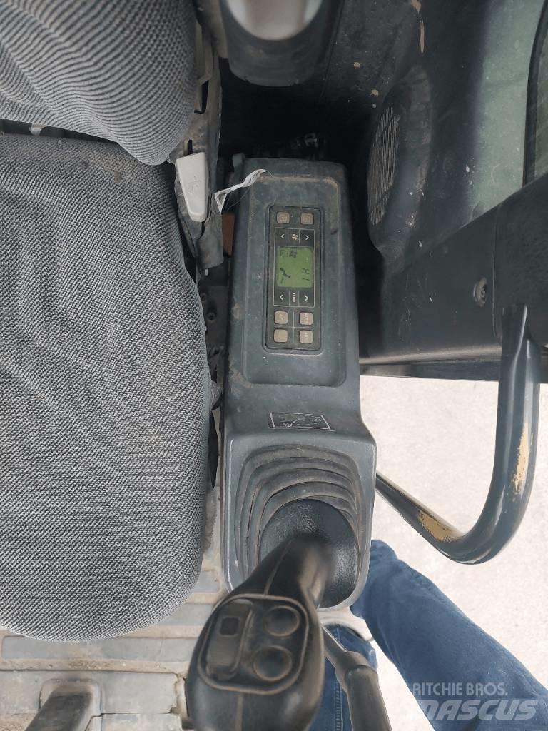 Hyundai R55W-9A Колесни екскаватори