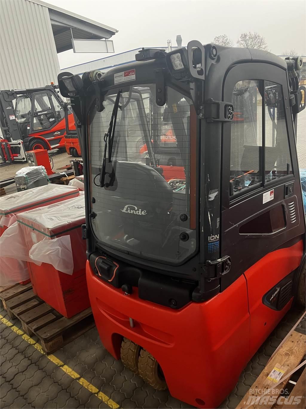Linde E16C Електрически вилични кари-повдигачи