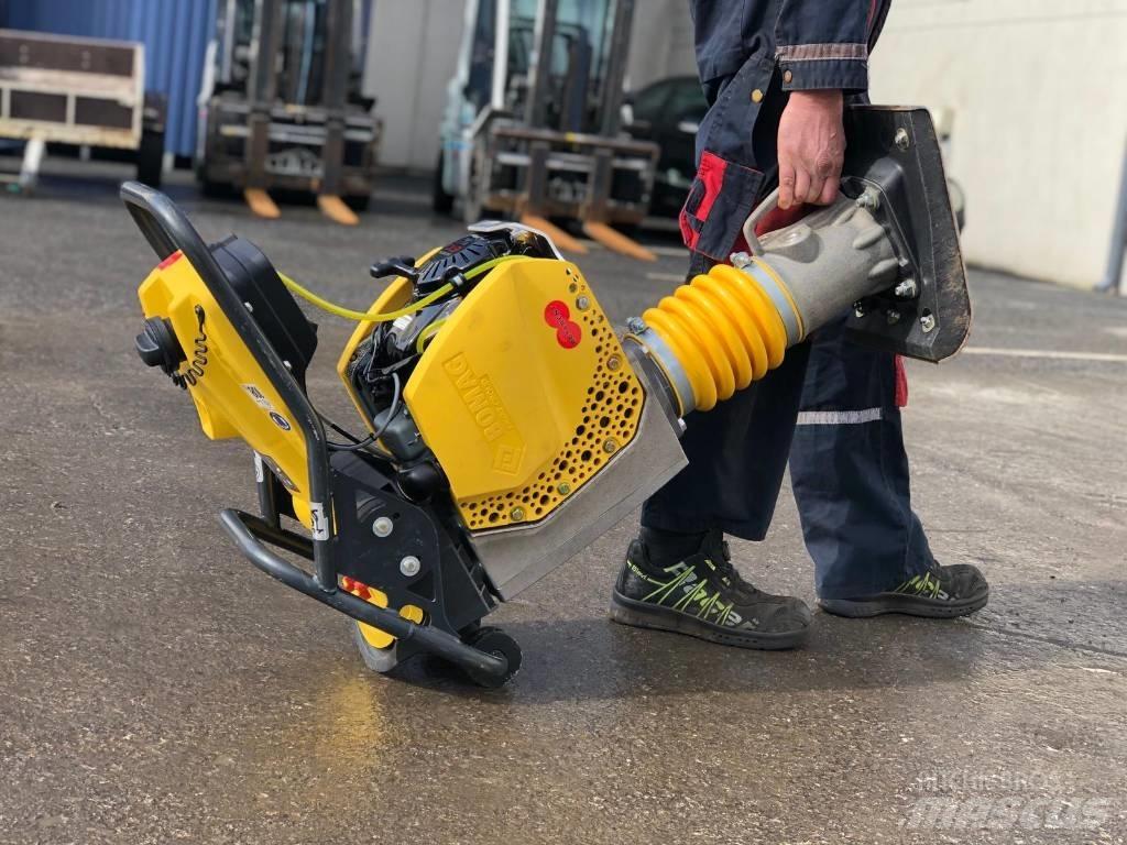 Bomag BT60/4 Пробки