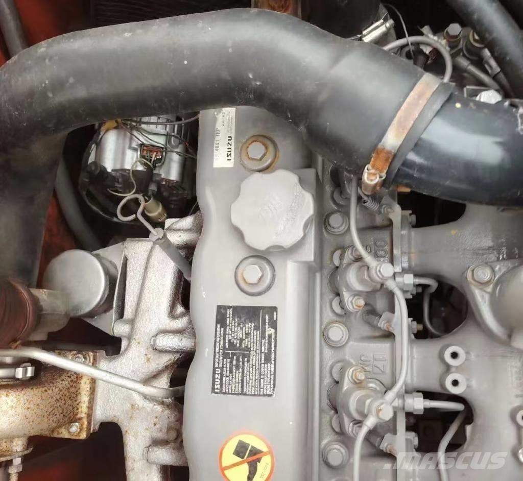 Hitachi 135US-6 Верижен екскаватор