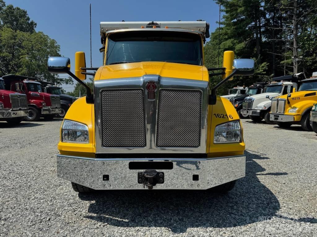 Kenworth T 880 Самосвал