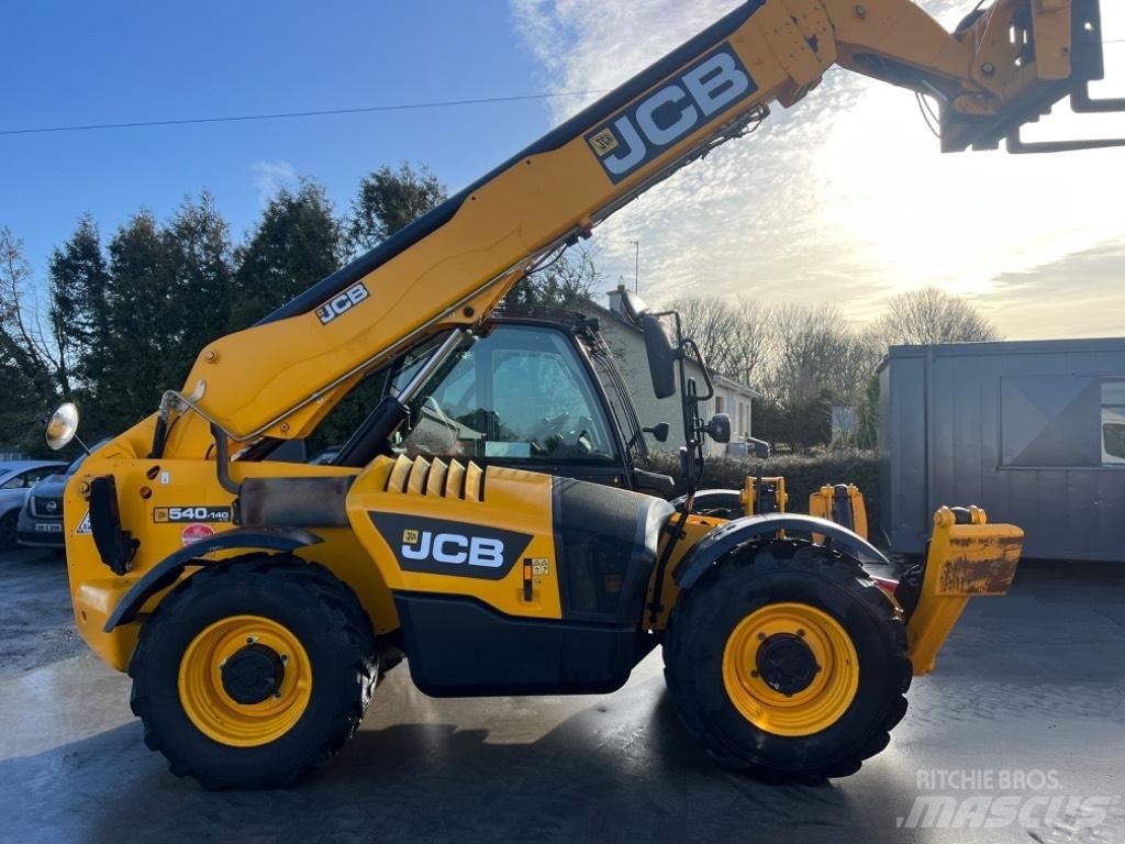 JCB 540-140 Hi Viz Телескопични товарачи