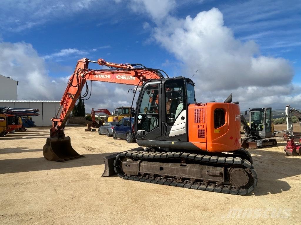 Hitachi ZX 135 Верижен екскаватор