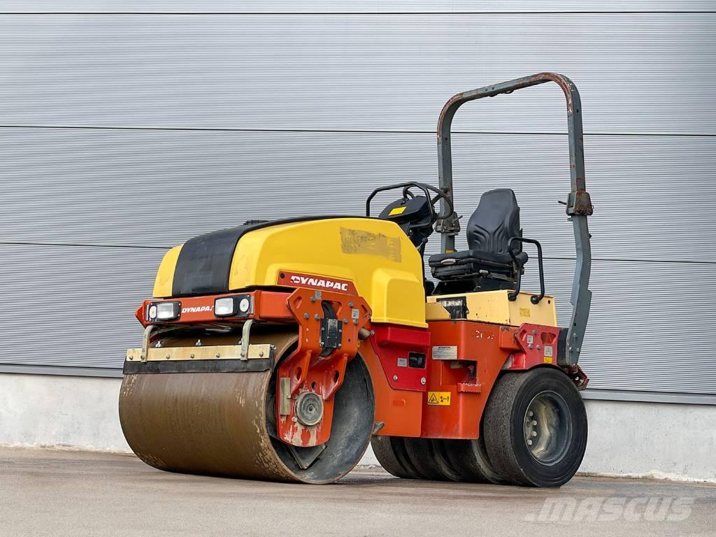 Dynapac CC1300C Комбинирани ролки
