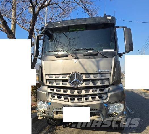 Mercedes-Benz 3951 Странични самосвали