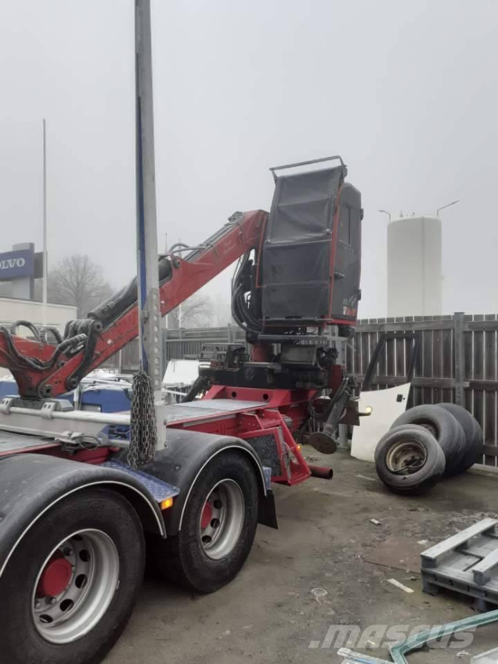 Loglift 96S-79 Каранове за дървен материал