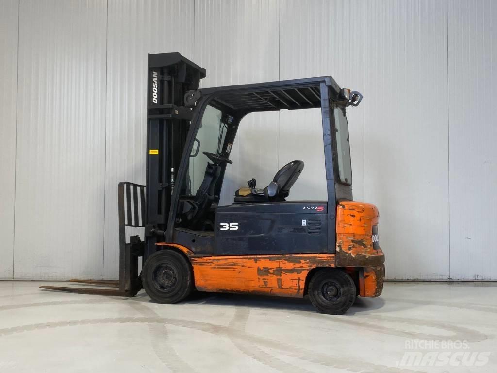 Doosan B35X-5 Електрически вилични кари-повдигачи