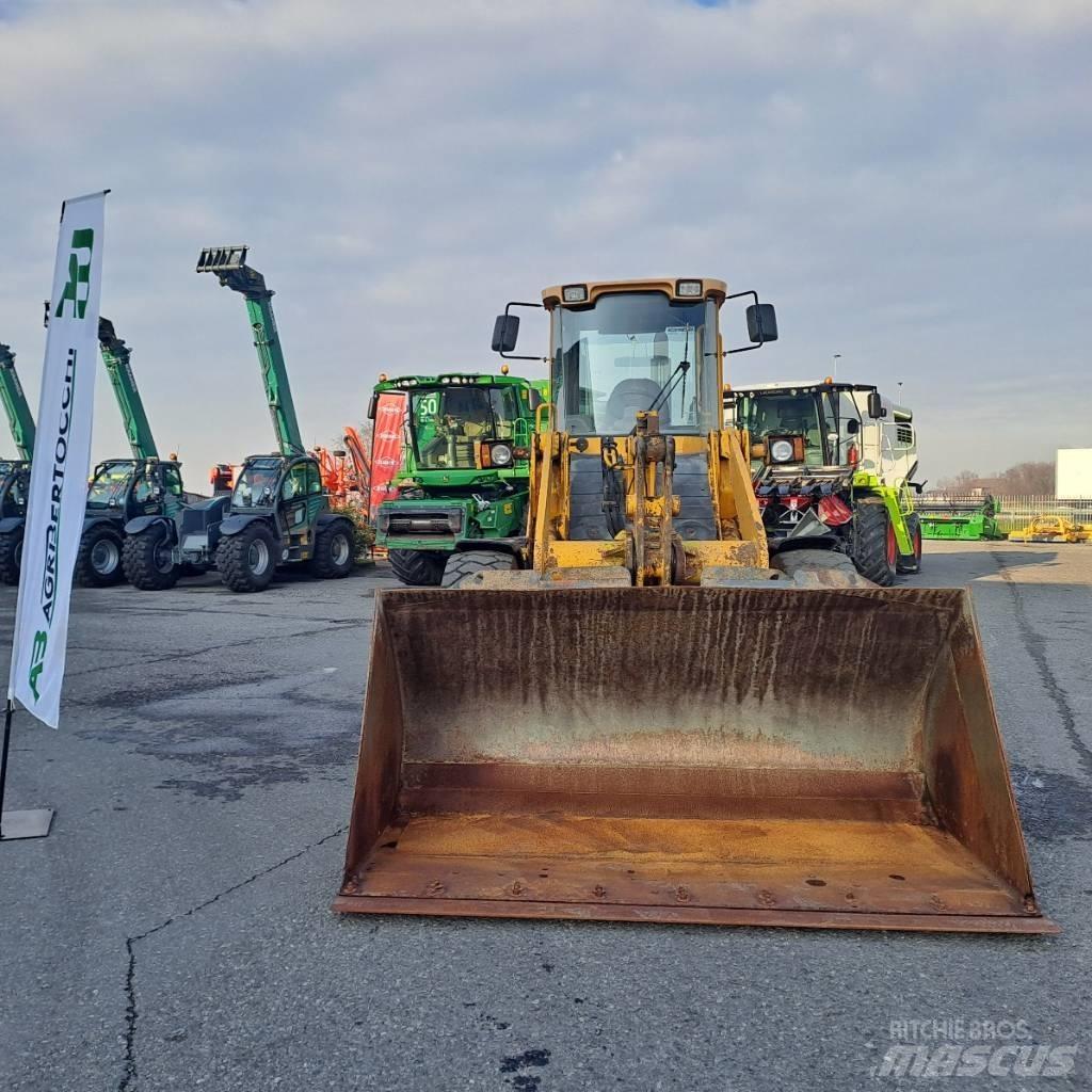 JCB 426 B Колесни товарачи