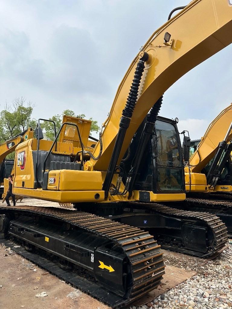 CAT CAT320 Средни екскаватори 7т - 12т