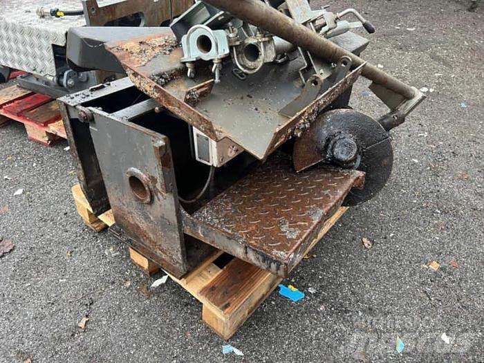 Volvo ABG2820 Машини за асфалт