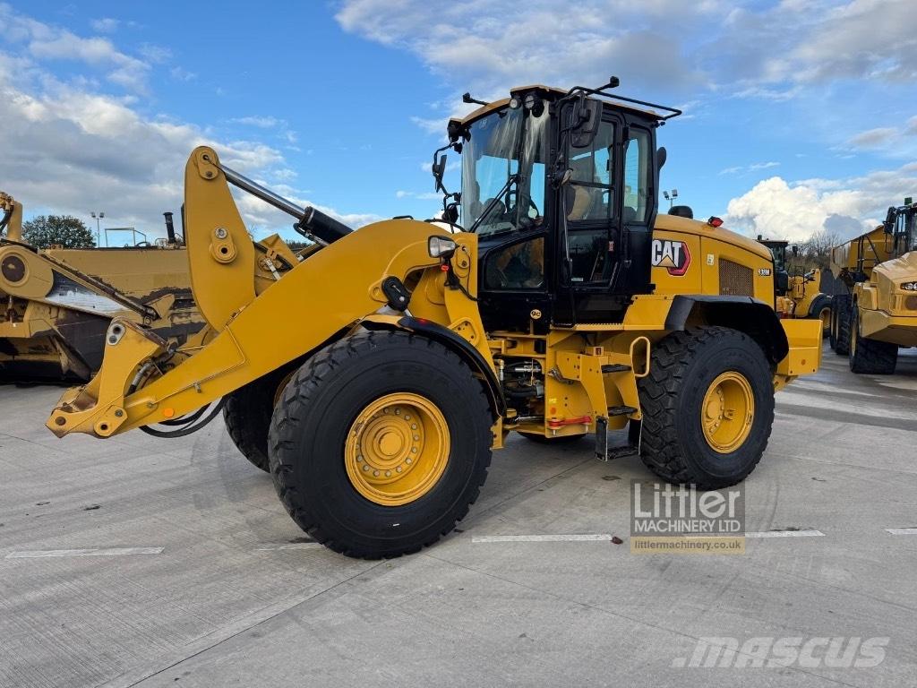 CAT 938 M Колесни товарачи