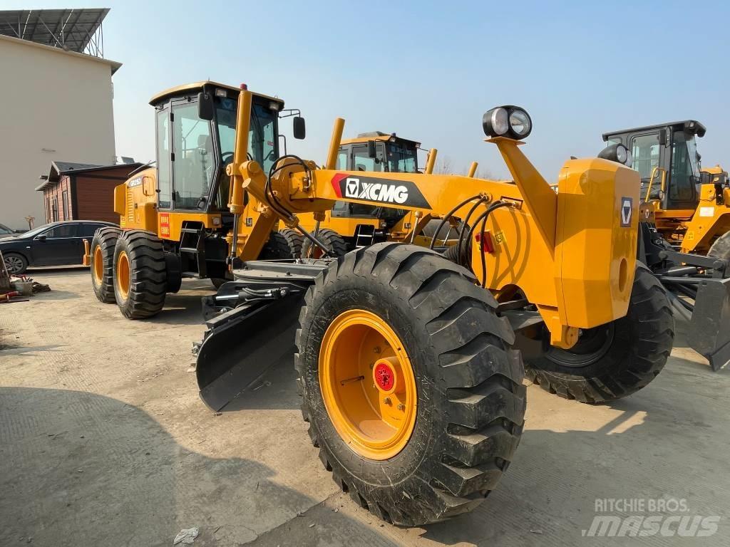 XCMG gr2153 Колесни товарачи