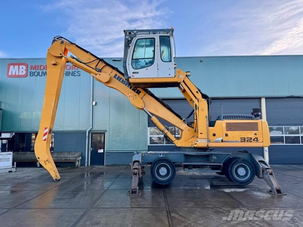 Liebherr A 924 C Оператори на отпадъци/индустрия
