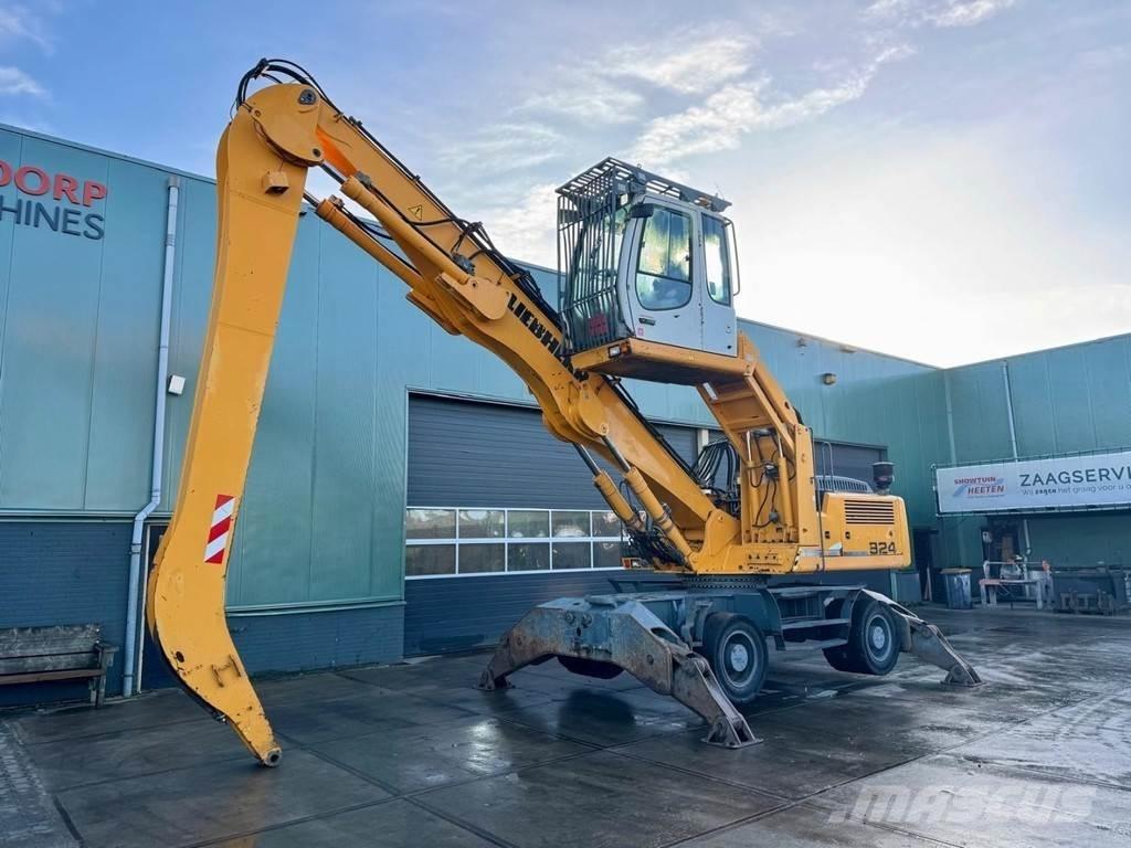 Liebherr A 924 C Оператори на отпадъци/индустрия
