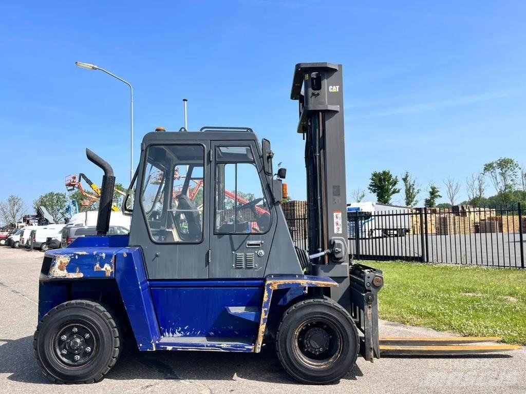 CAT DP70 Дизелови камиони