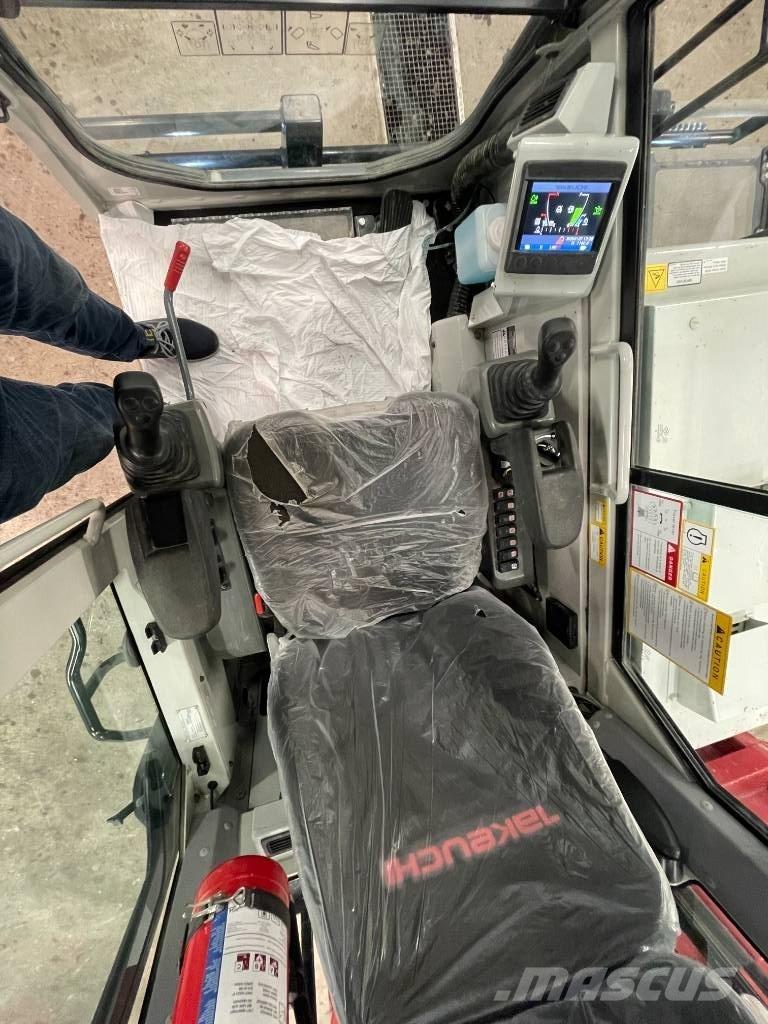 Takeuchi TCR 50 Верижни дъмпери