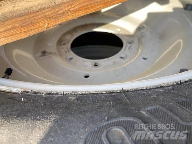Trelleborg 540/65R34 Колелета/Гуми