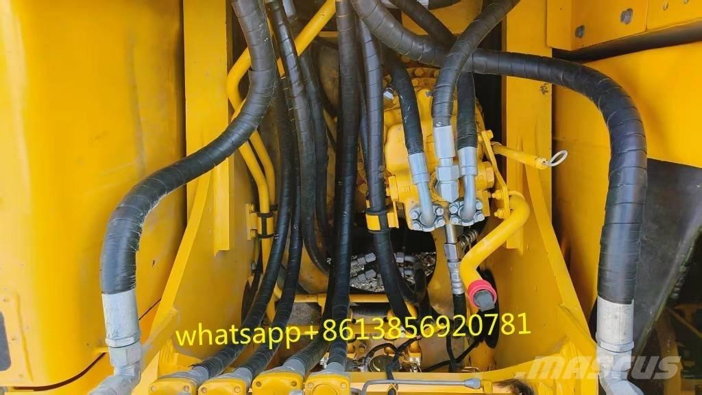 Komatsu PC 240-8 Средни екскаватори 7т - 12т
