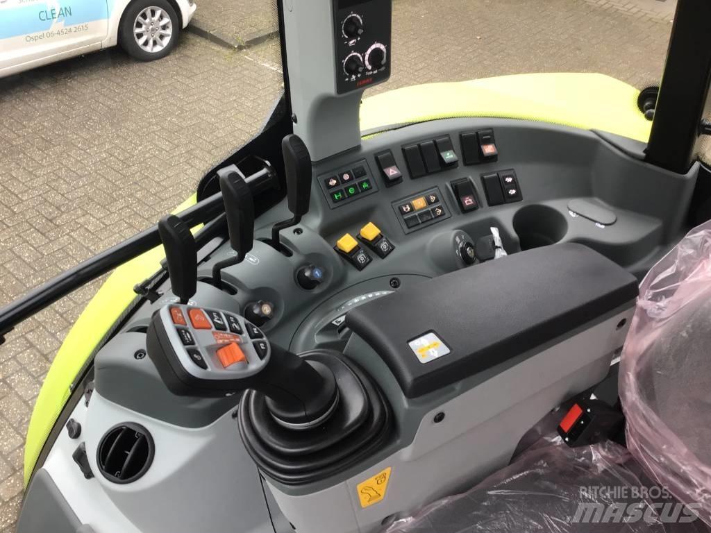 CLAAS Arion 450 CIS Трактори