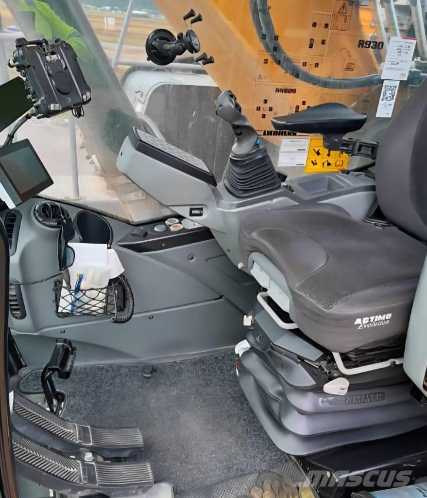 Liebherr R 930 G8 Верижен екскаватор