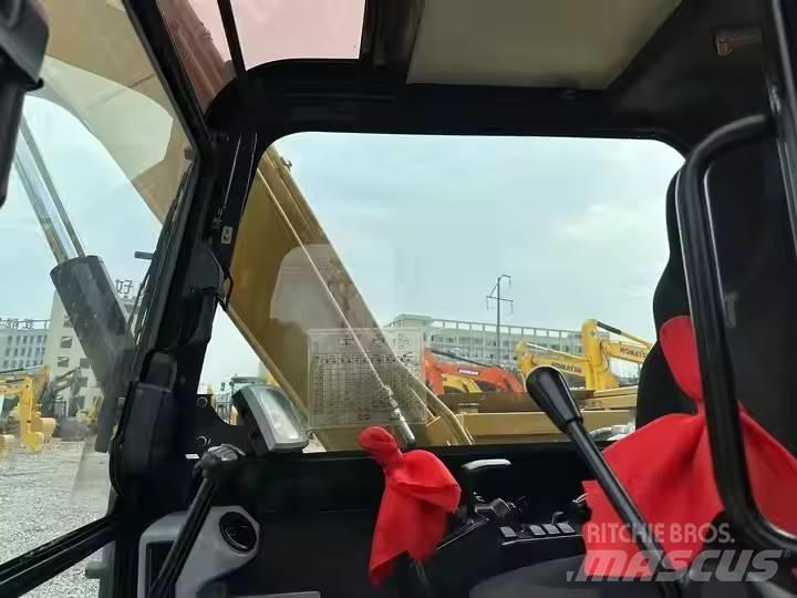 CAT 307 Верижен екскаватор