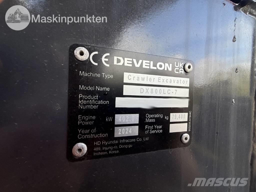 Develon 800 LC Верижен екскаватор