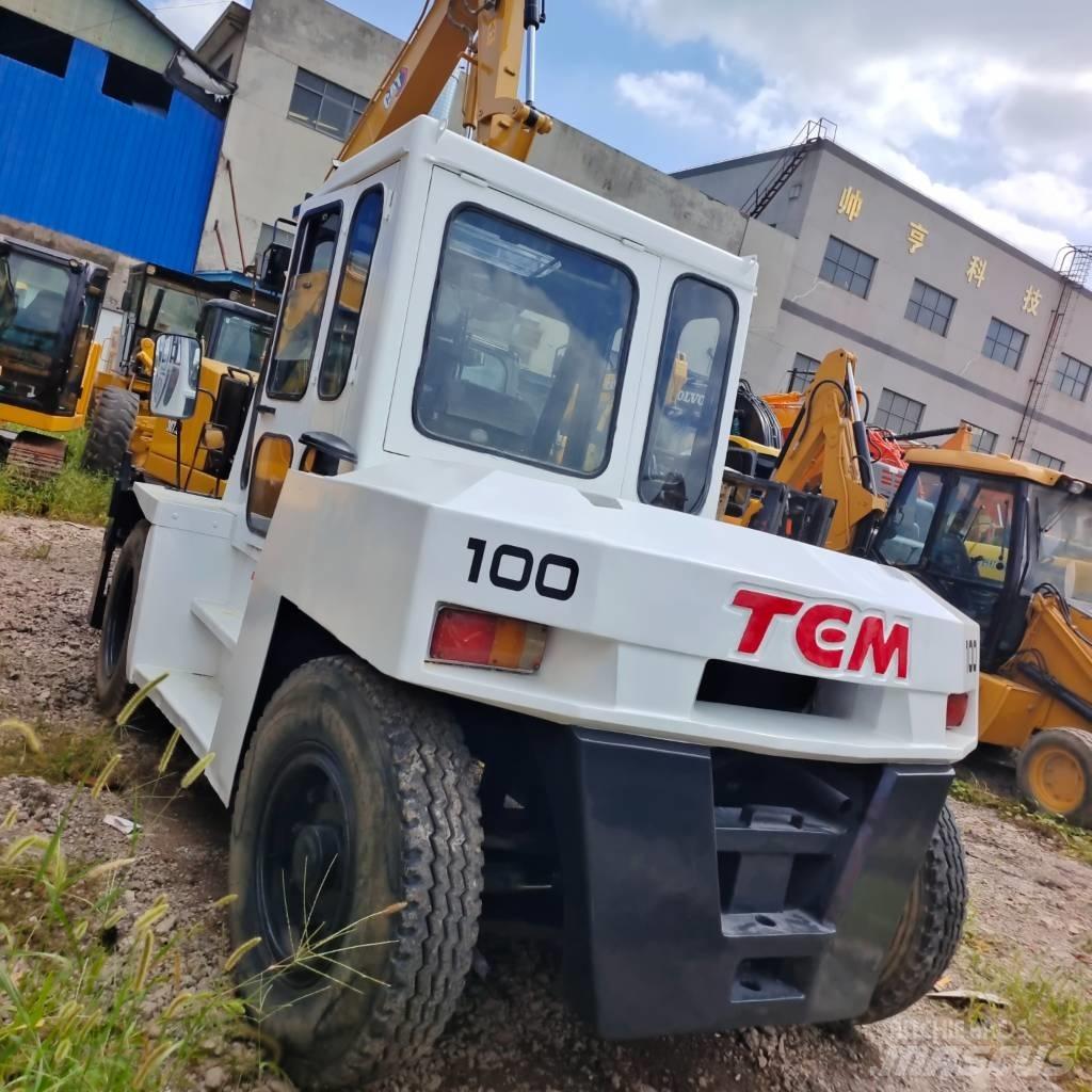 TCM FD 100 Дизелови камиони