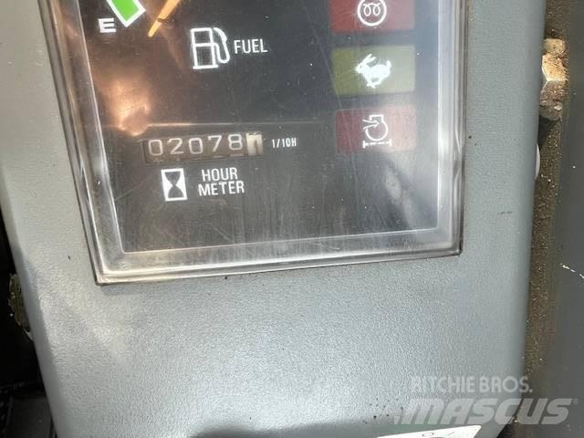 Takeuchi TB 23 R Мини екскаватори < 7 т
