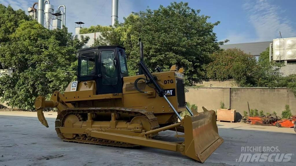CAT D 7 G LGP Верижни булдозери
