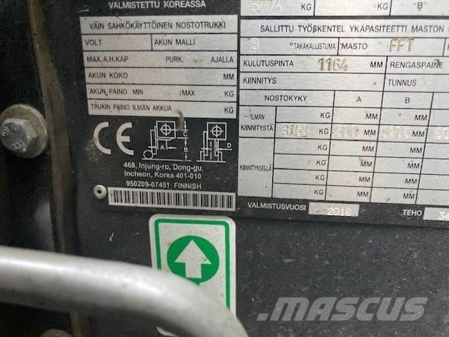 Doosan D35C-7 Дизелови камиони