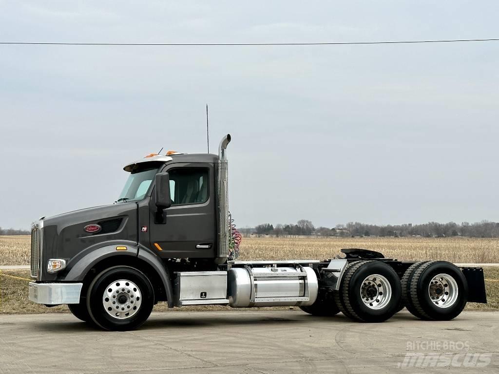Peterbilt 567 Влекачи