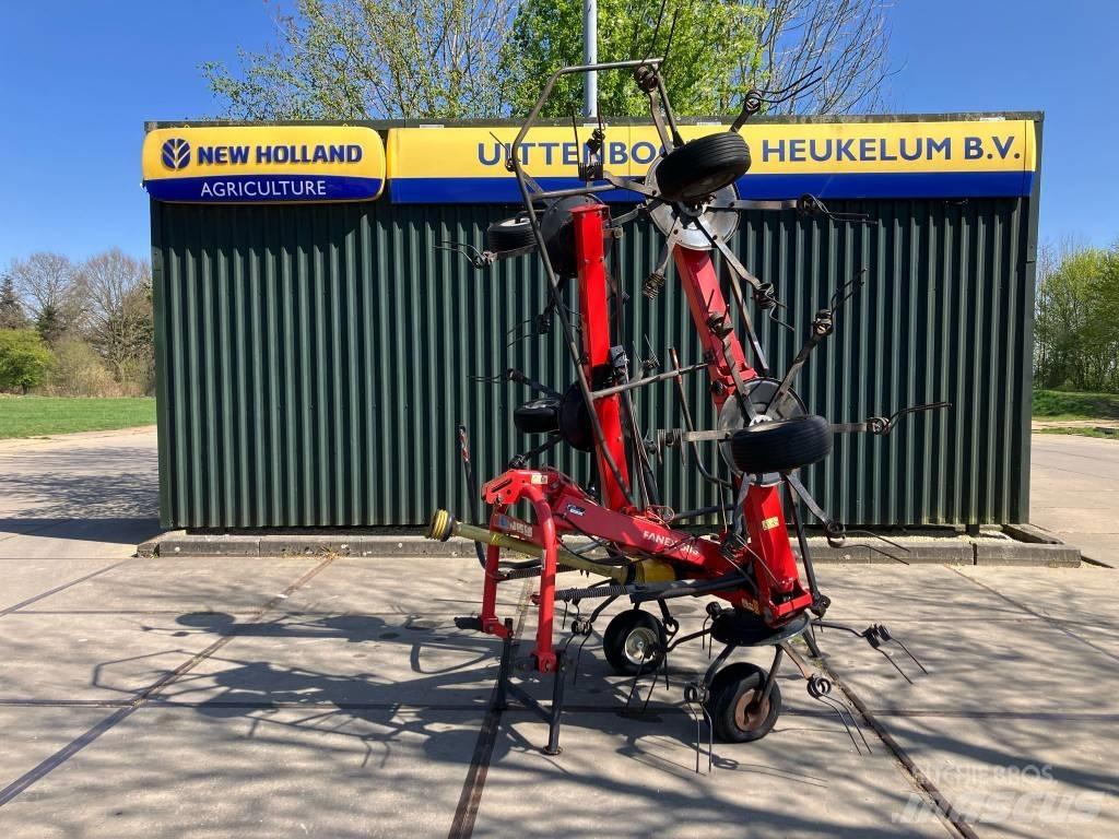Vicon FANEX 683 Гребла и сенообръщачки