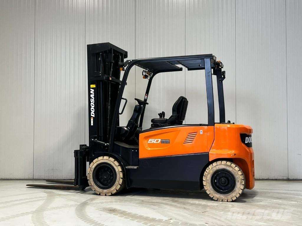 Doosan B50X-7 Електрически вилични кари-повдигачи