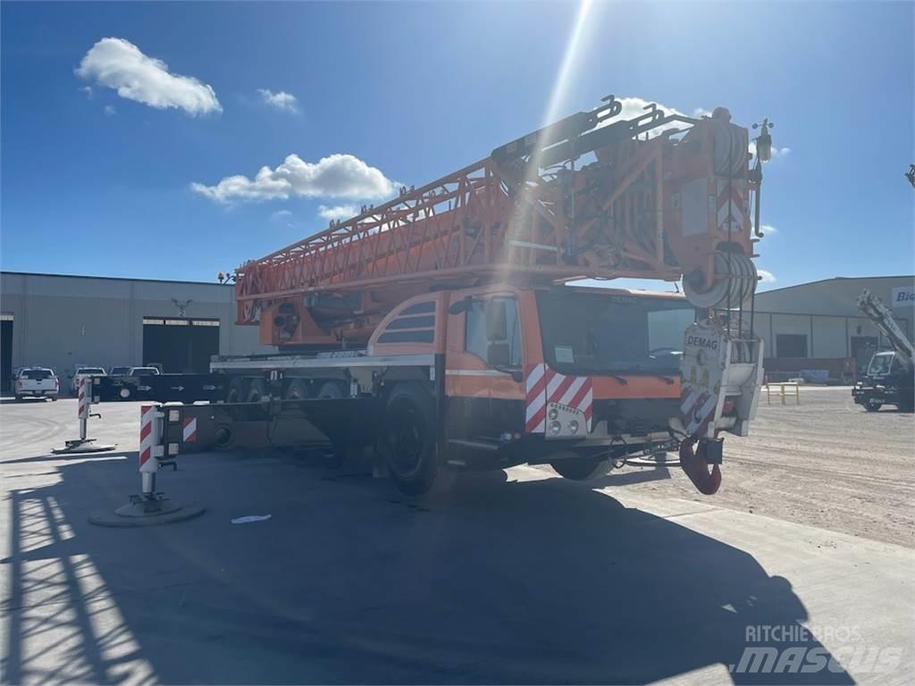 Demag AC 250-5 Всъдеходни кранове