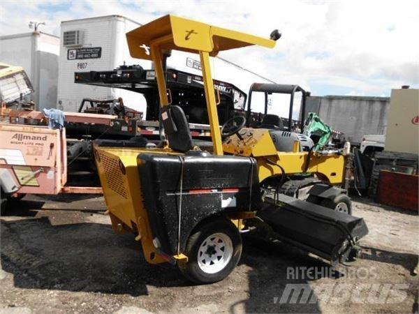 TERRAMITE TSS48 Автоматични метачки с четки